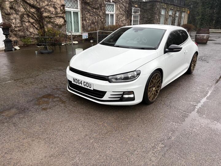Volkswagen Scirocco 2.0 TSI BlueMotion Tech R-Line Euro 6 (s/s) 3dr