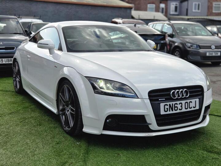 Audi TT 2.0 TDI Black Edition Quattro Euro 5 3dr