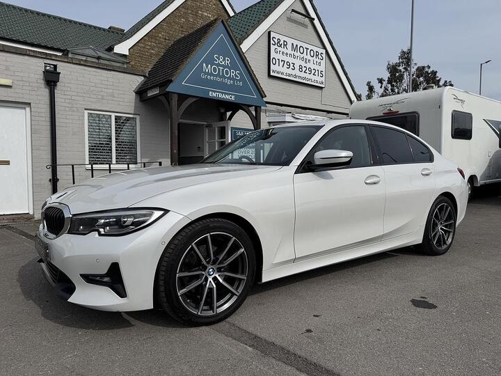 BMW 3 Series 2.0 320d MHT Sport Auto Euro 6 (s/s) 4dr BMW 3 Series 2.0 320d MHT Sport Auto Euro 6 (s/s) 4dr