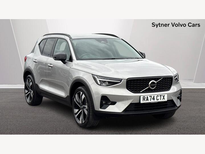 Volvo XC40 2.0 B4 MHEV Plus Dark DCT Auto Euro 6 (s/s) 5dr