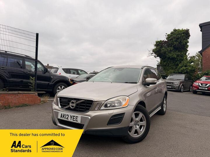 Volvo XC60 2.4 D3 SE Geartronic AWD Euro 5 5dr