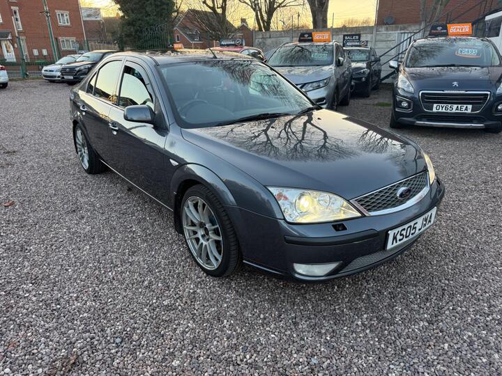 Ford Mondeo 2.0 LX 5dr