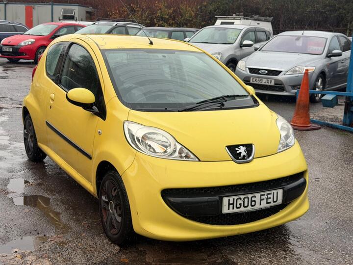 Peugeot 107 1.0 12V Urban 2 Tronic Euro 4 3dr