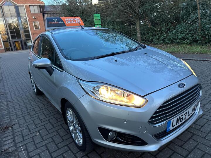 Ford Fiesta 1.0T EcoBoost Titanium X Euro 5 (s/s) 5dr