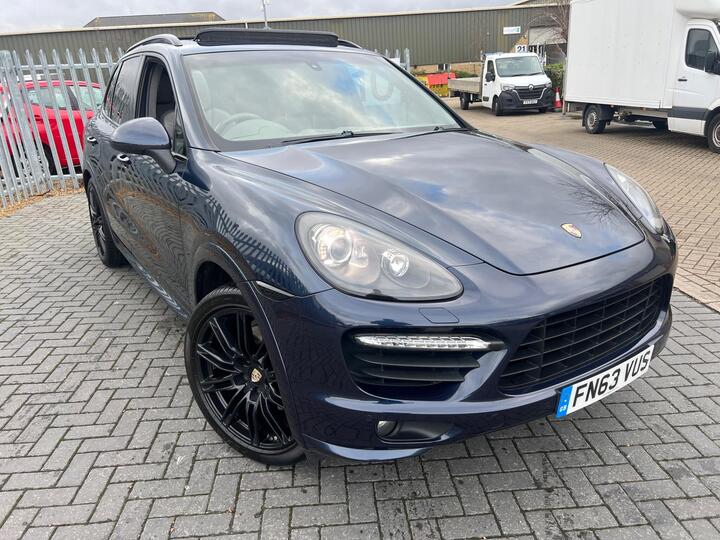 Porsche Cayenne 4.8 GTS TiptronicS 4WD Euro 5 (s/s) 5dr Porsche Cayenne 4.8 GTS TiptronicS 4WD Euro 5 (s/s) 5dr