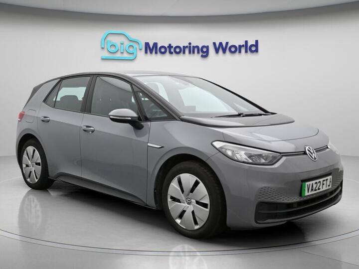 Volkswagen ID.3 Pure Performance 45kWh Life Auto 5dr