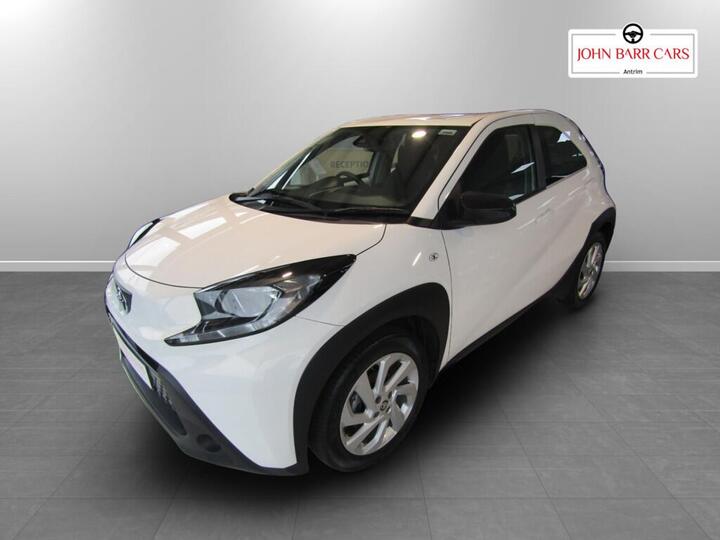 Toyota Aygo X 1.0 VVT-i Pure Euro 6 (s/s) 5dr