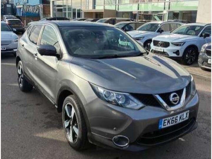 Nissan Qashqai 1.6 DCi N-Connecta XTRON 2WD Euro 6 (s/s) 5dr