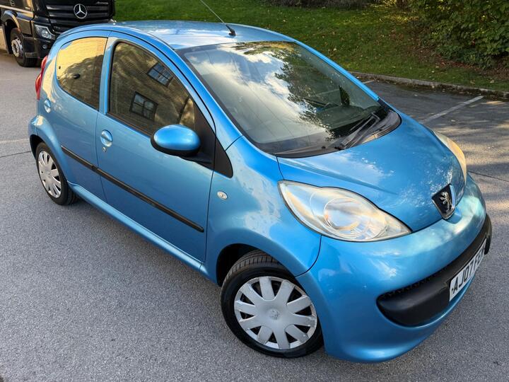 Peugeot 107 1.0 12V Urban 2 Tronic Euro 4 5dr