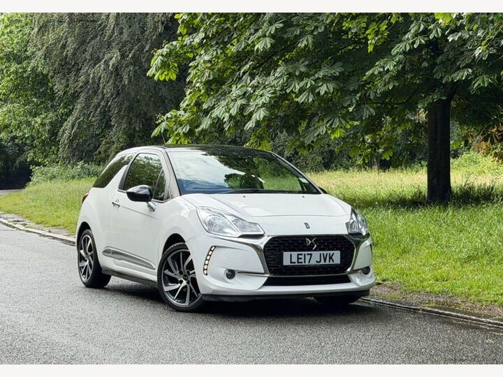 DS AUTOMOBILES DS 3 1.2 PureTech Connected Chic Euro 6 3dr