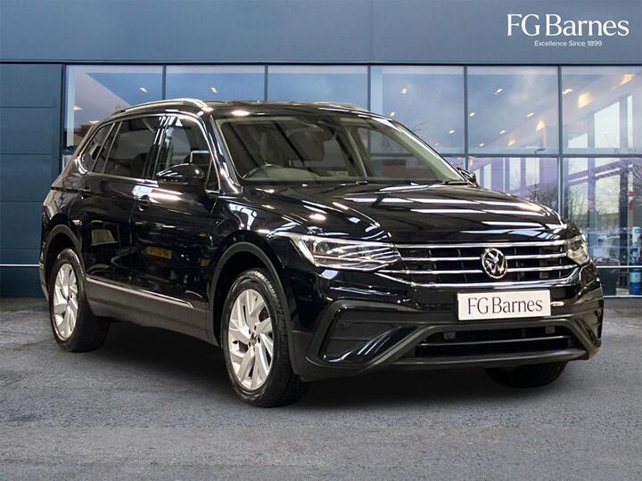 Volkswagen Tiguan Allspace 1.5 TSI Life DSG Euro 6 (s/s) 5dr Volkswagen Tiguan Allspace 1.5 TSI Life DSG Euro 6 (s/s) 5dr