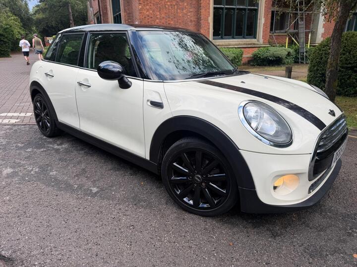 MINI Hatch 1.5 Cooper Auto Euro 6 (s/s) 5dr
