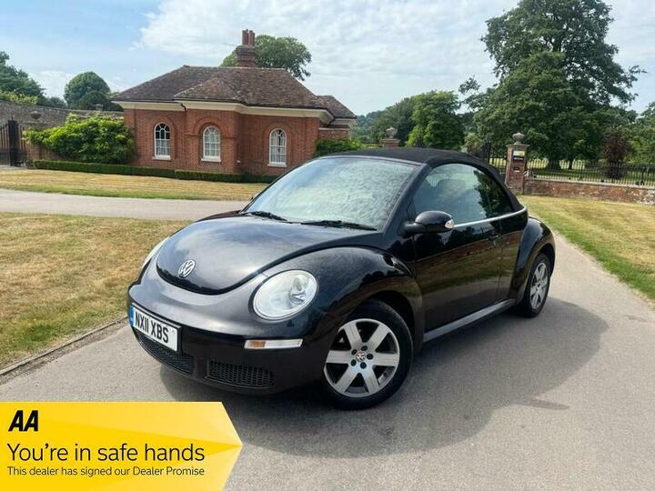 Volkswagen Beetle 1.4 16V Luna Cabriolet Euro 4 2dr