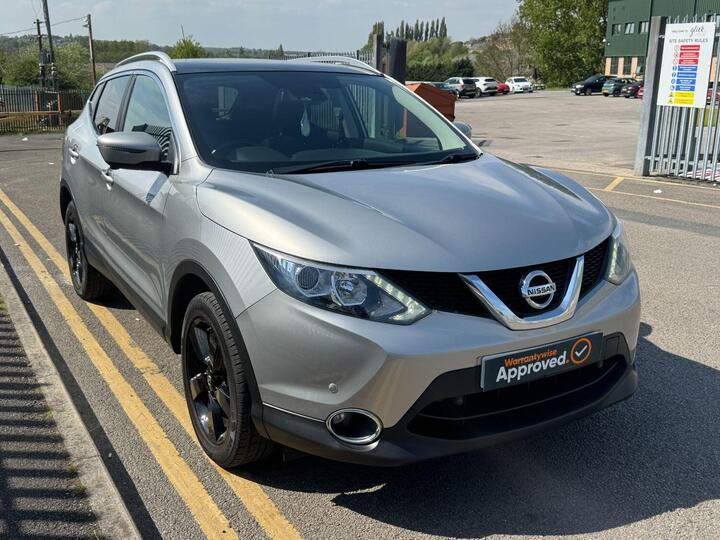 Nissan QASHQAI 1.5 DCi N-Connecta 2WD Euro 6 (s/s) 5dr Nissan QASHQAI 1.5 DCi N-Connecta 2WD Euro 6 (s/s) 5dr