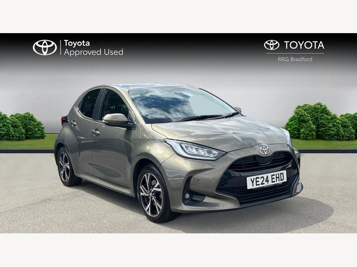 Toyota Yaris 1.5 VVT-h Design E-CVT Euro 6 (s/s) 5dr