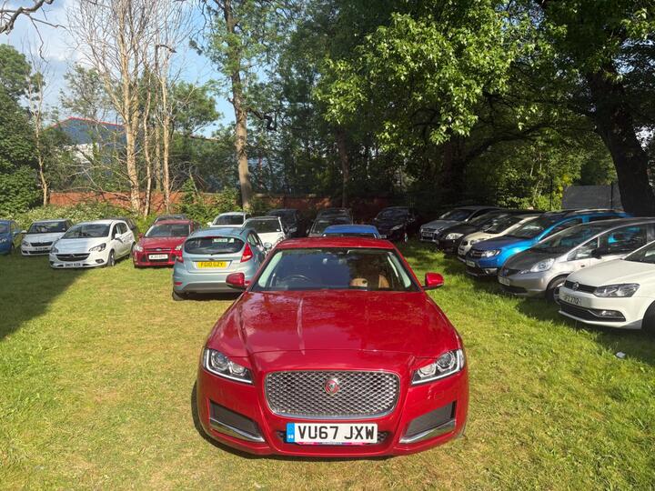Jaguar XF 2.0d Portfolio Euro 6 (s/s) 4dr