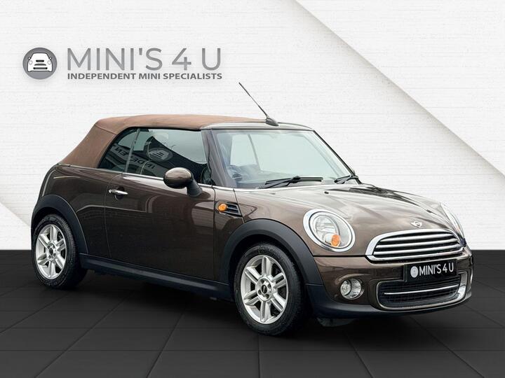 MINI Convertible 1.6 Cooper Steptronic Euro 5 2dr