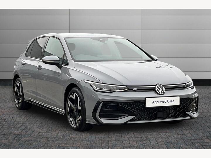 Volkswagen Golf 1.5 ETSI MHEV R-Line DSG Euro 6 (s/s) 5dr Volkswagen Golf 1.5 ETSI MHEV R-Line DSG Euro 6 (s/s) 5dr