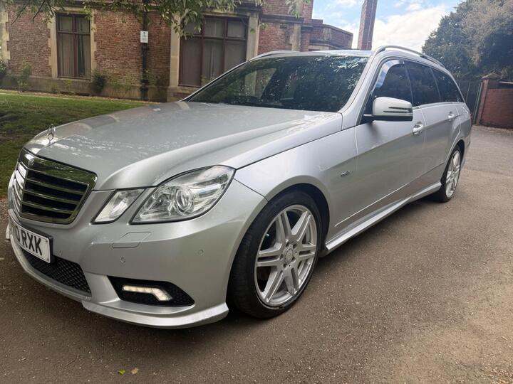 Mercedes-Benz E Class 3.0 E350 CDI V6 BlueEfficiency Sport G-Tronic Euro 5 5dr