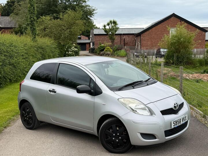 Toyota Yaris 1.0 VVT-i T2 Euro 4 3dr Toyota Yaris 1.0 VVT-i T2 Euro 4 3dr
