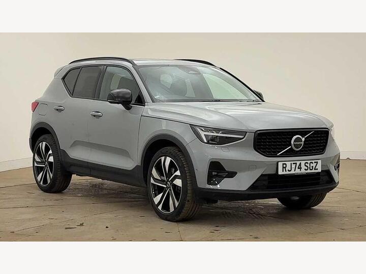 Volvo XC40 2.0 B4 MHEV Ultra Dark DCT Auto Euro 6 (s/s) 5dr