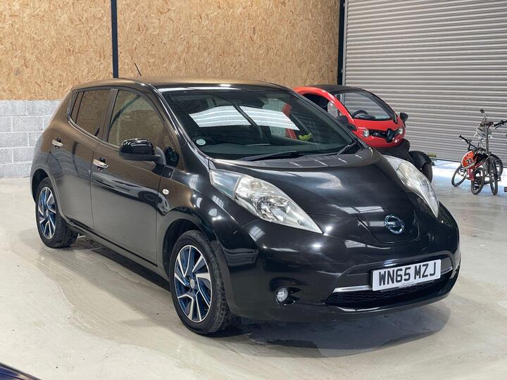Nissan Leaf 24kWh Acenta Auto 5dr Nissan Leaf 24kWh Acenta Auto 5dr