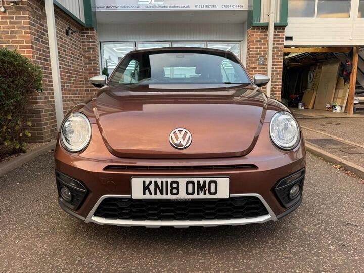Volkswagen Beetle 1.2 TSI Dune Cabriolet DSG Euro 6 (s/s) 2dr Volkswagen Beetle 1.2 TSI Dune Cabriolet DSG Euro 6 (s/s) 2dr