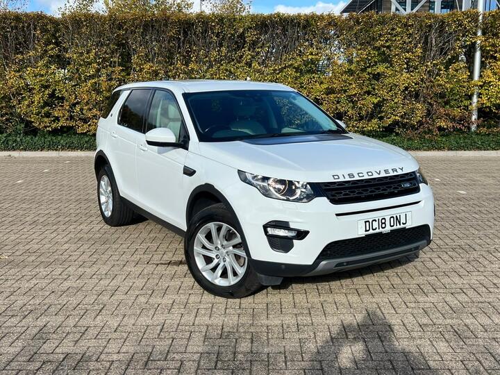Land Rover Discovery Sport 2.0 TD4 SE Tech Auto 4WD Euro 6 (s/s) 5dr Land Rover Discovery Sport 2.0 TD4 SE Tech Auto 4WD Euro 6 (s/s) 5dr