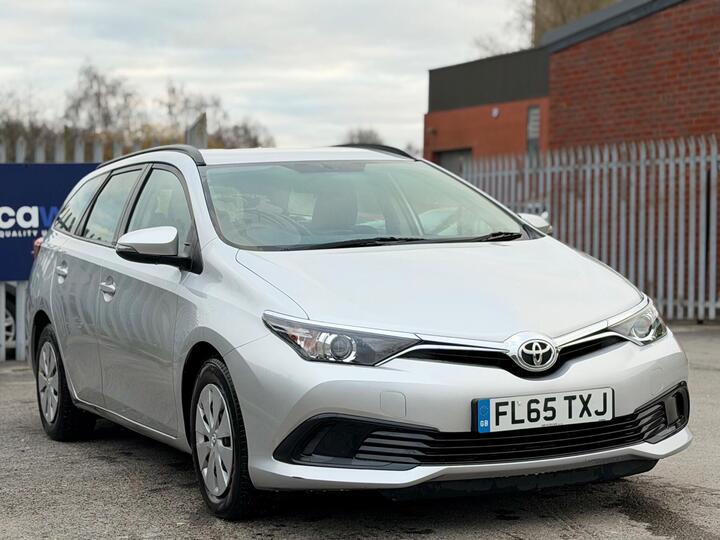 Toyota Auris 1.4 D-4D Active Touring Sports Euro 6 (s/s) 5dr