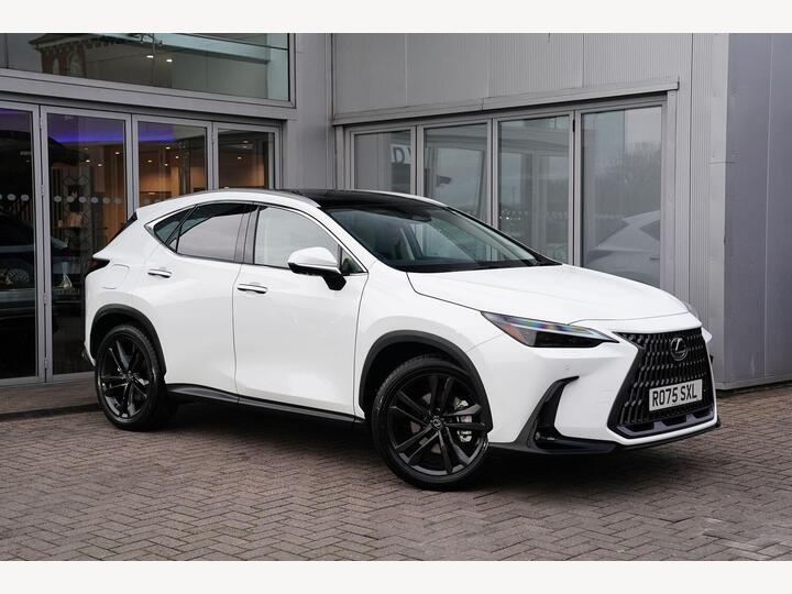 Lexus NX 2.5 450h+ 18.1kWh Premium Plus E-CVT 4WD Euro 6 (s/s) 5dr
