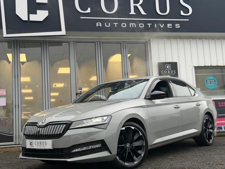 Skoda Superb 1.4 TSI IV 13kWh SportLine Plus DSG Euro 6 (s/s) 5dr Skoda Superb 1.4 TSI IV 13kWh SportLine Plus DSG Euro 6 (s/s) 5dr