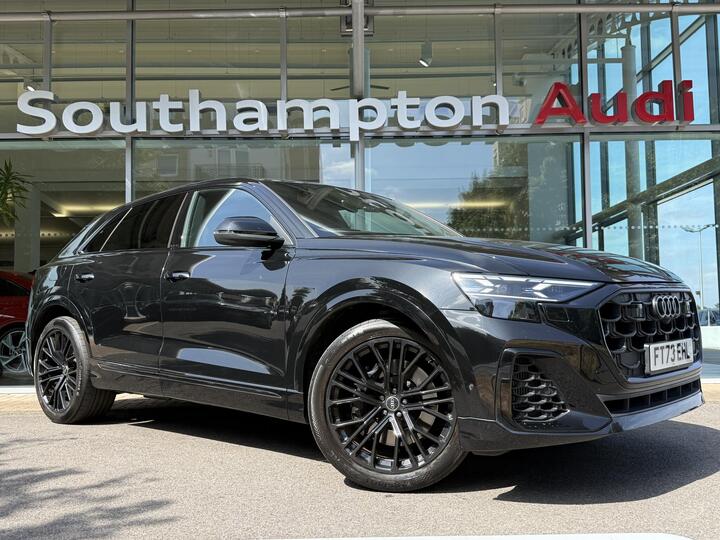 Audi Q8 4.0 TFSI V8 Launch Edition Tiptronic Quattro Euro 6 (s/s) 5dr