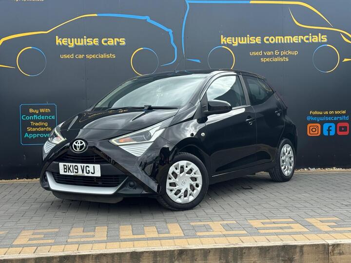 Toyota AYGO 1.0 VVT-i X-play Euro 6 5dr