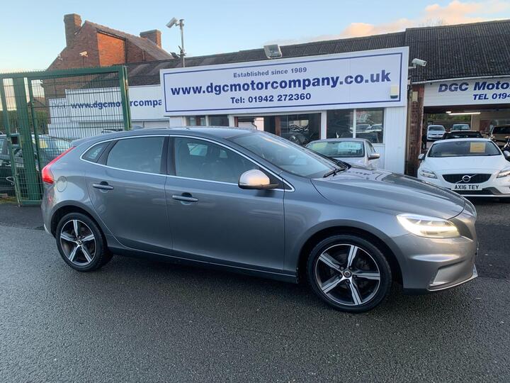 Volvo V40 2.0 D2 R-Design Nav Plus Euro 6 (s/s) 5dr