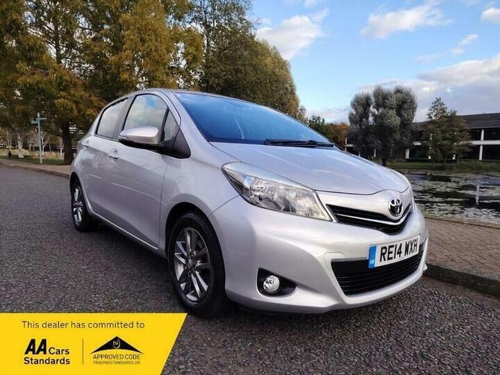 Toyota Yaris 1.33 Dual VVT-i Icon Plus Multidrive S Euro 5 5dr