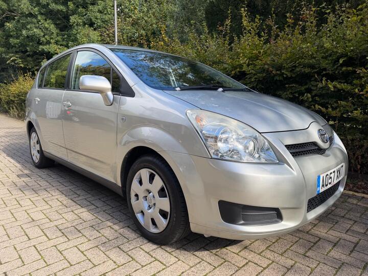 Toyota Corolla Verso 1.6 VVT-i T2 5dr