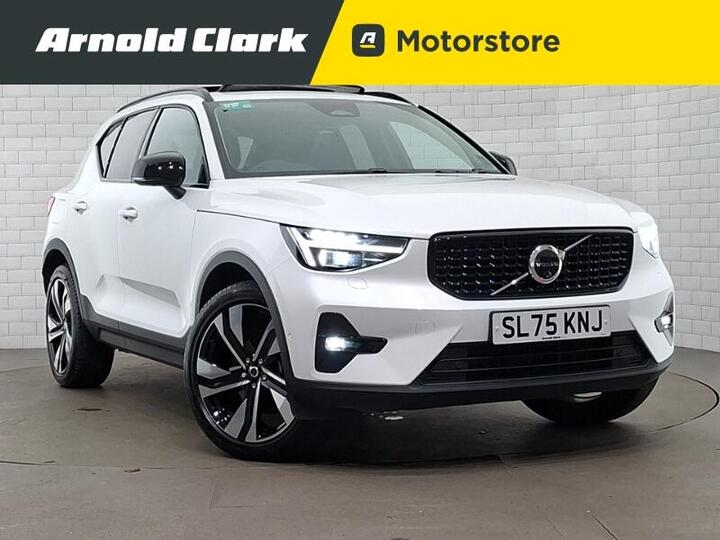 Volvo XC40 2.0 B3 MHEV Ultra Dark DCT Auto Euro 6 (s/s) 5dr