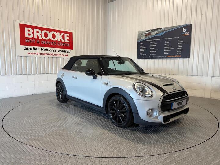 MINI Convertible 2.0 Cooper S Euro 6 (s/s) 2dr