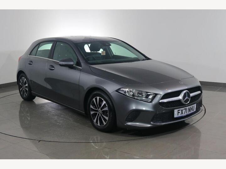 Mercedes-Benz A-CLASS 1.3 A180 SE 7G-DCT Euro 6 (s/s) 5dr