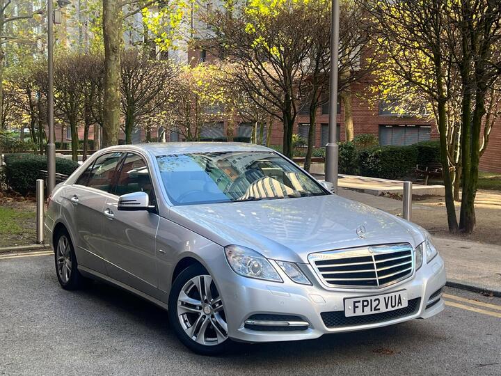 Mercedes-Benz E Class 2.1 E220 CDI BlueEfficiency Executive SE G-Tronic+ Euro 5 (s/s) 4dr Mercedes-Benz E Class 2.1 E220 CDI BlueEfficiency Executive SE G-Tronic+ Euro 5 (s/s) 4dr