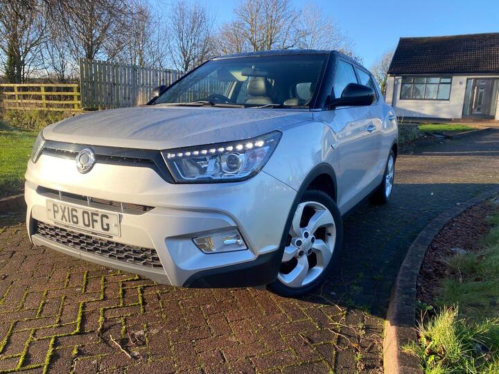 SsangYong Tivoli 1.6 E-XGi EX Euro 6 (s/s) 5dr