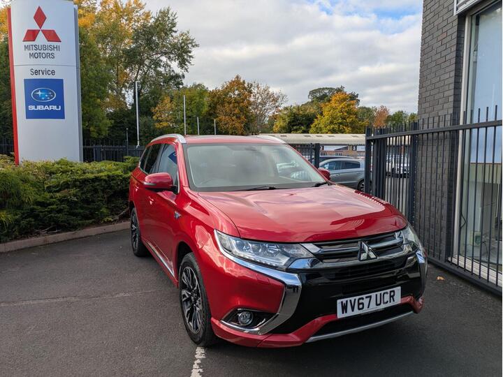 Mitsubishi Outlander 2.0h 12kWh 4h CVT 4WD Euro 6 (s/s) 5dr Mitsubishi Outlander 2.0h 12kWh 4h CVT 4WD Euro 6 (s/s) 5dr