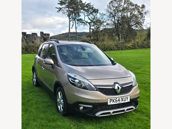Renault Scenic Xmod 1.5 DCi ENERGY Dynamique TomTom Euro 5 (s/s) 5dr Renault Scenic Xmod 1.5 DCi ENERGY Dynamique TomTom Euro 5 (s/s) 5dr