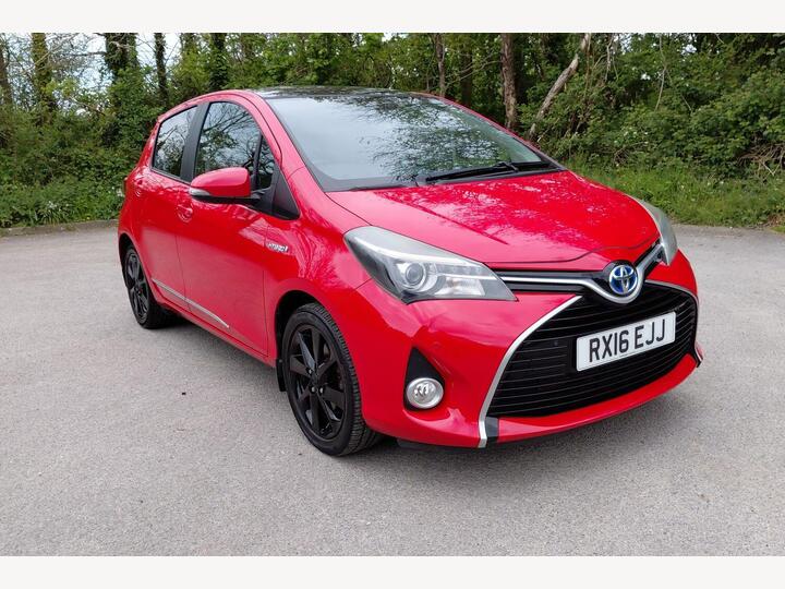 Toyota Yaris 1.5 VVT-h Excel E-CVT Euro 6 5dr (15in Alloy)