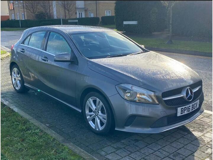 Mercedes-Benz A Class 2.1 A200d Sport 7G-DCT Euro 6 (s/s) 5dr Mercedes-Benz A Class 2.1 A200d Sport 7G-DCT Euro 6 (s/s) 5dr