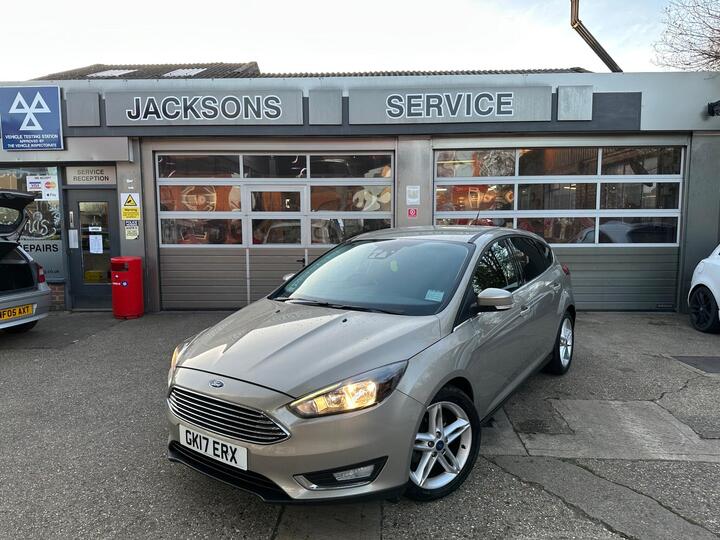 Ford Focus 1.0T EcoBoost Titanium Euro 6 (s/s) 5dr