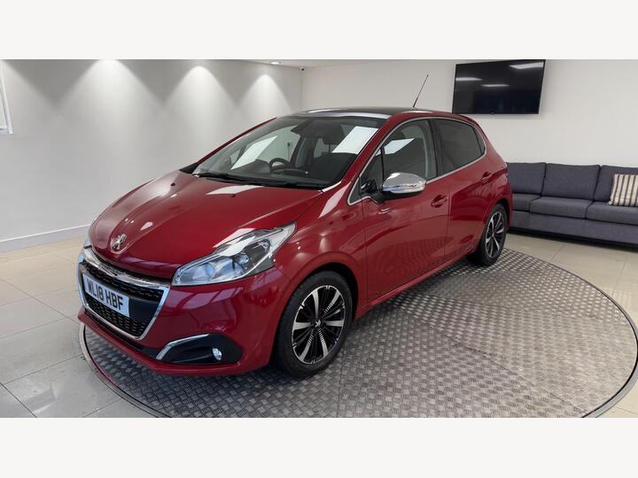 Peugeot 208 1.2 PureTech Allure Premium Euro 6 (s/s) 5dr Peugeot 208 1.2 PureTech Allure Premium Euro 6 (s/s) 5dr
