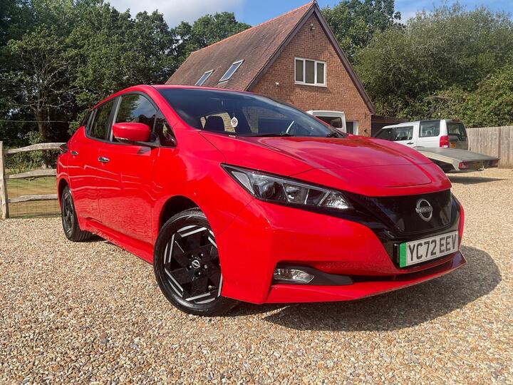 Nissan Leaf 39kWh Acenta Auto 5dr