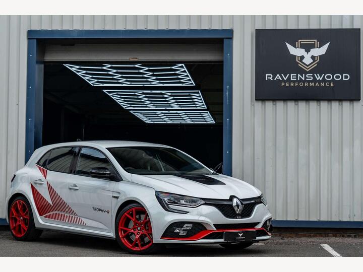 Renault MEGANE 1.8T R.S.300 Trophy-R Euro 6 (s/s) 5dr Renault MEGANE 1.8T R.S.300 Trophy-R Euro 6 (s/s) 5dr