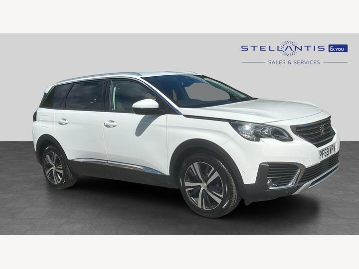 Peugeot 5008 1.2 PureTech Allure Euro 6 (s/s) 5dr Peugeot 5008 1.2 PureTech Allure Euro 6 (s/s) 5dr